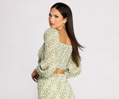 Flower Thru It Tie Front Crop Top