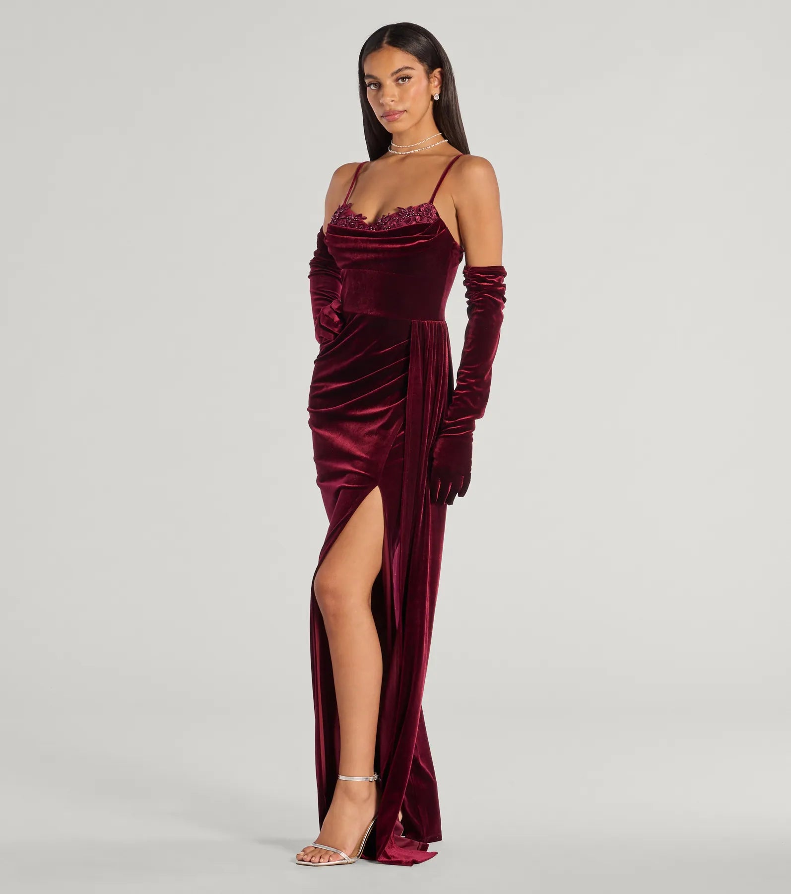 Inez Beaded Applique Velvet Formal Column Dress With Gloves