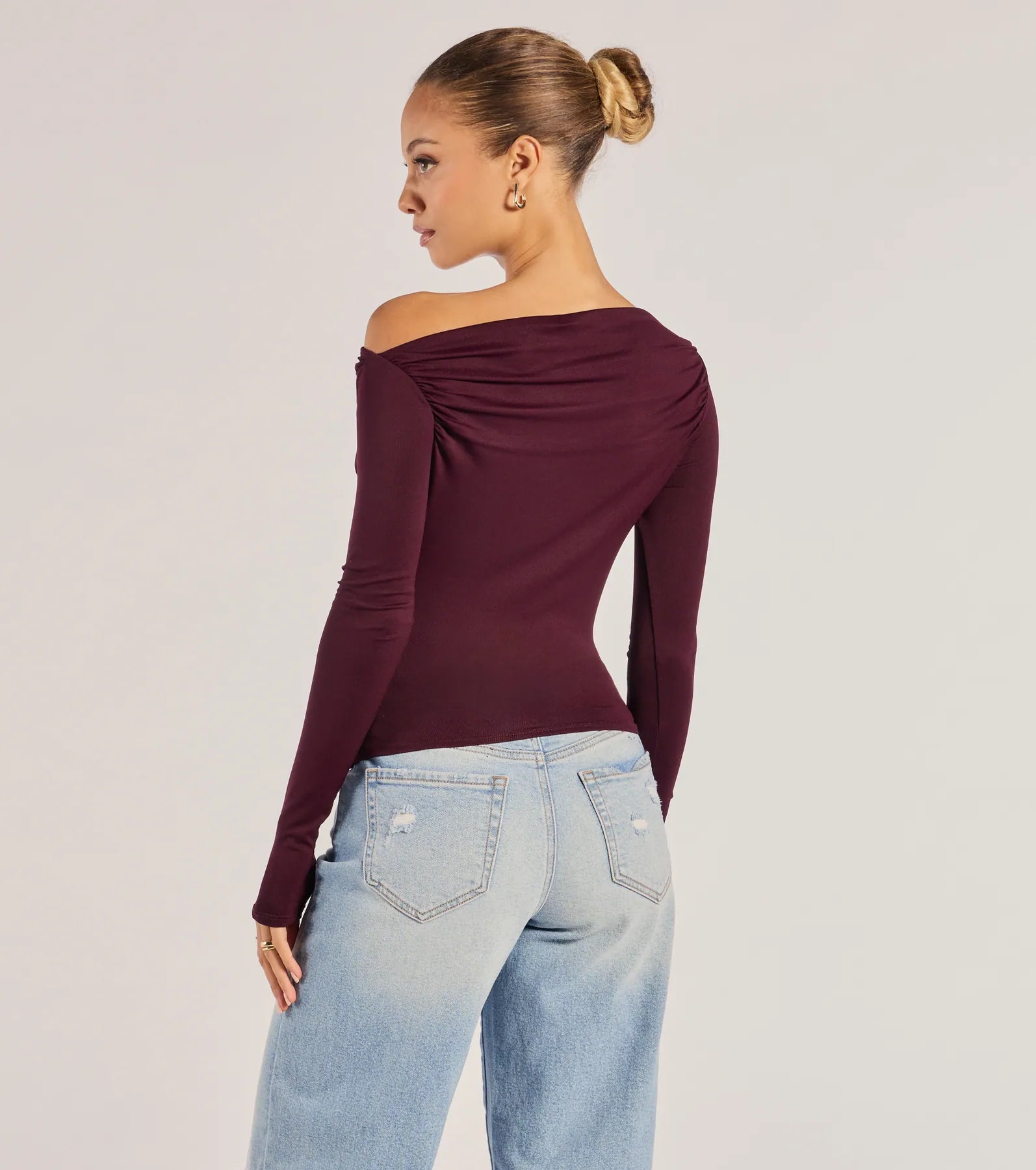 Casual Icon Off-The-Shoulder Long Sleeve Top