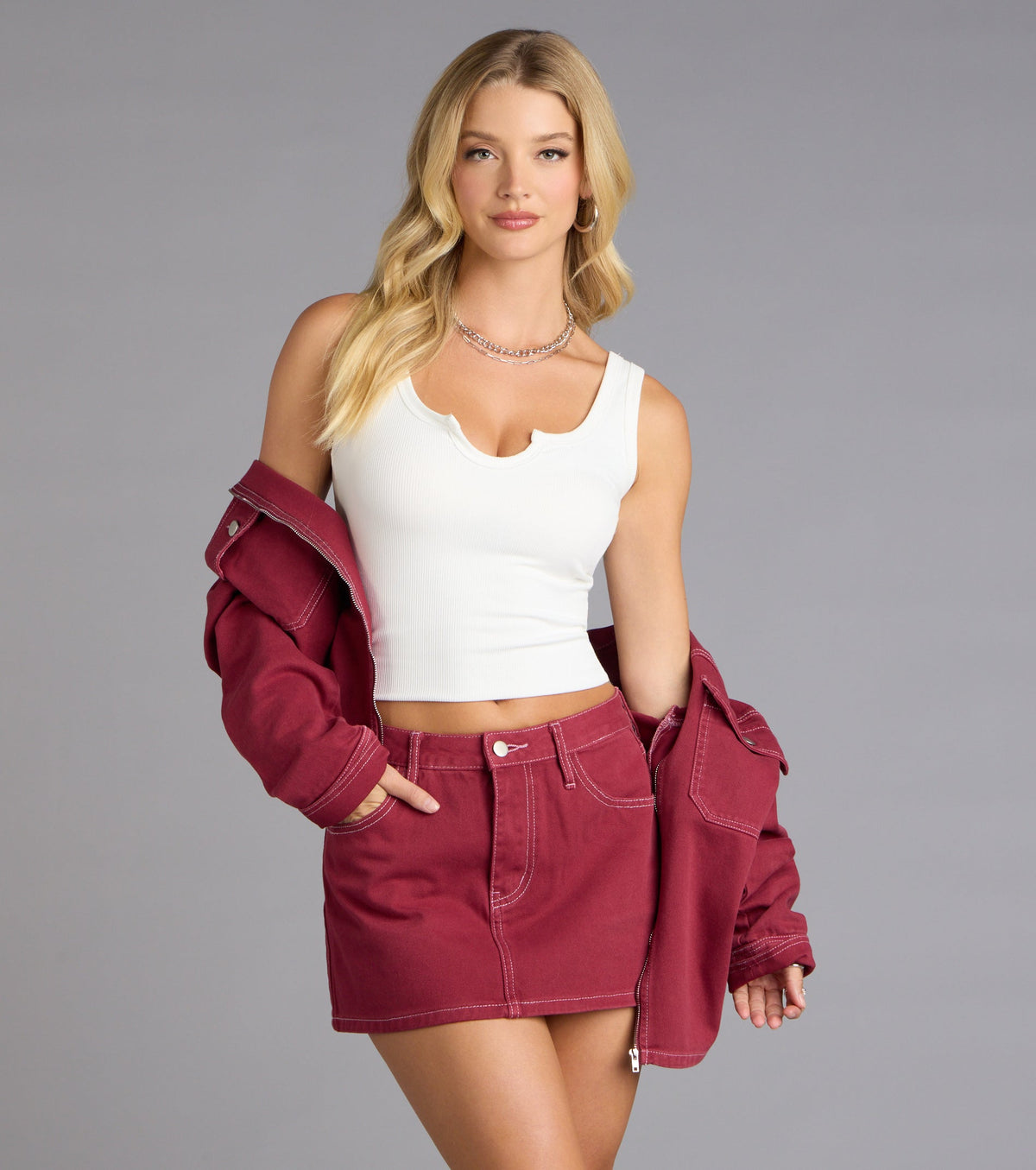 Off Duty Scoop Neck Crop Tank Top