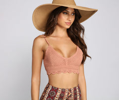 Casual-Chic Vibes Crochet Crop Top