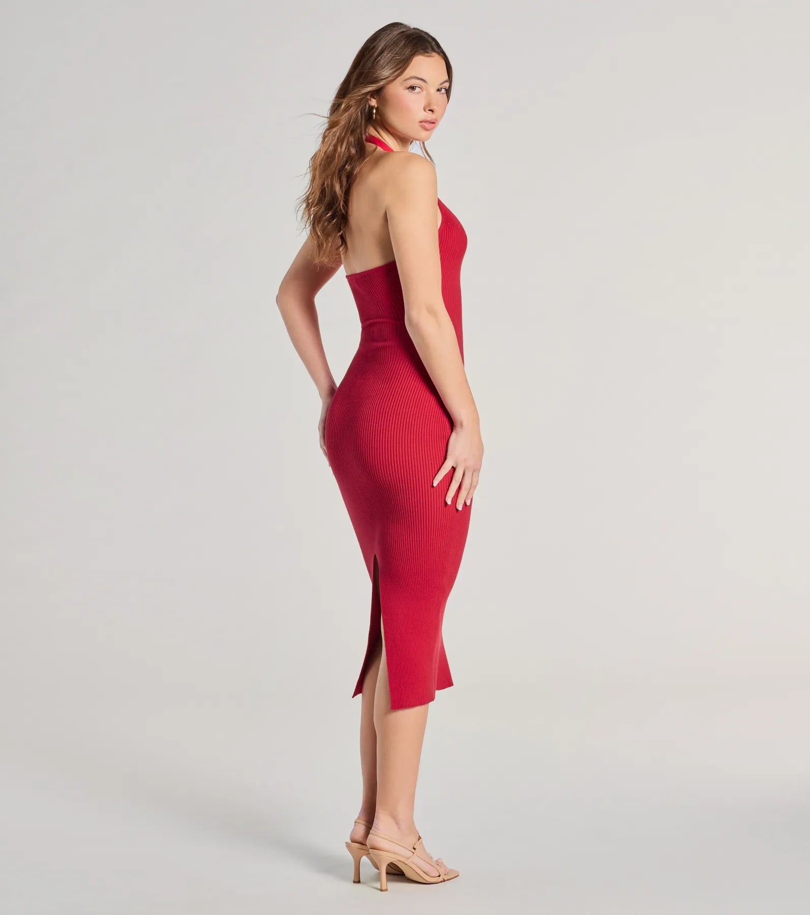 Curve Avenue Halter V-Neck Bodycon Midi Dress