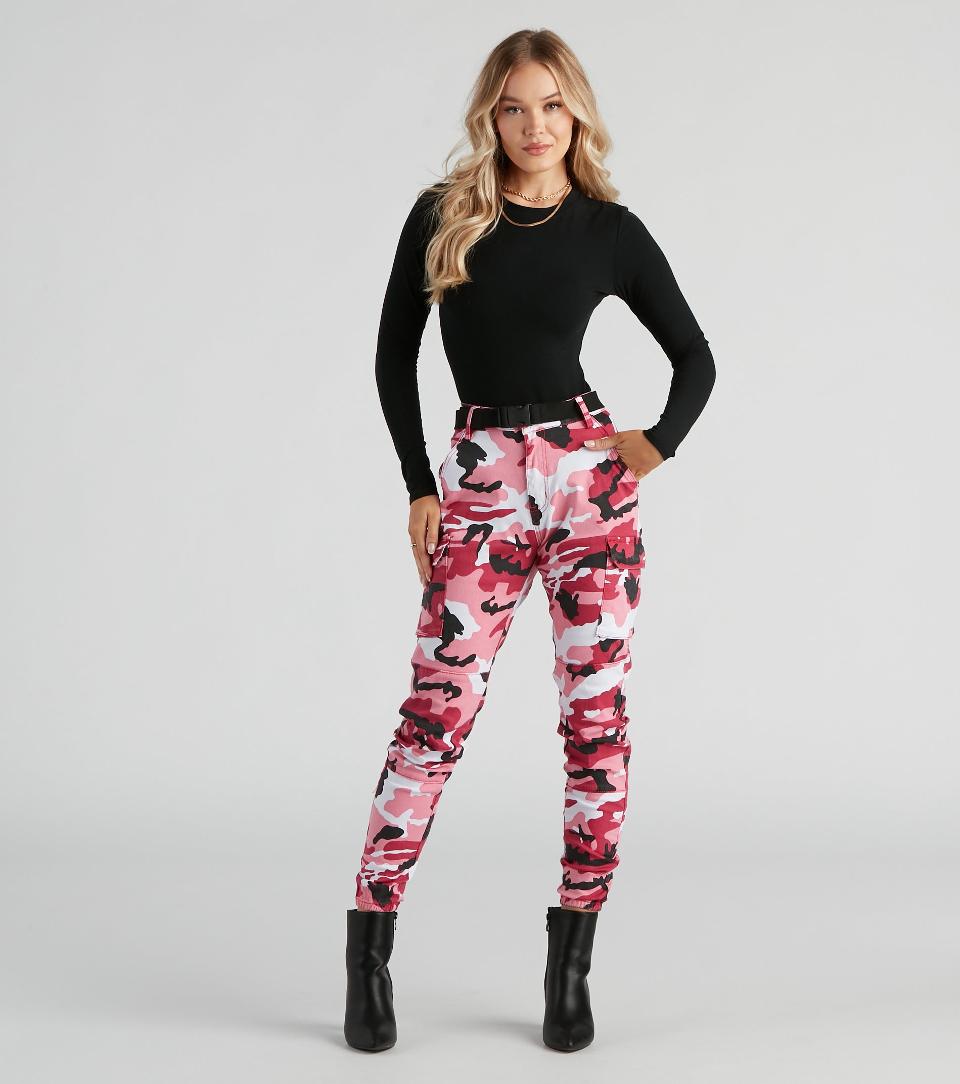 Blend In Mid-Rise Camo Joggers