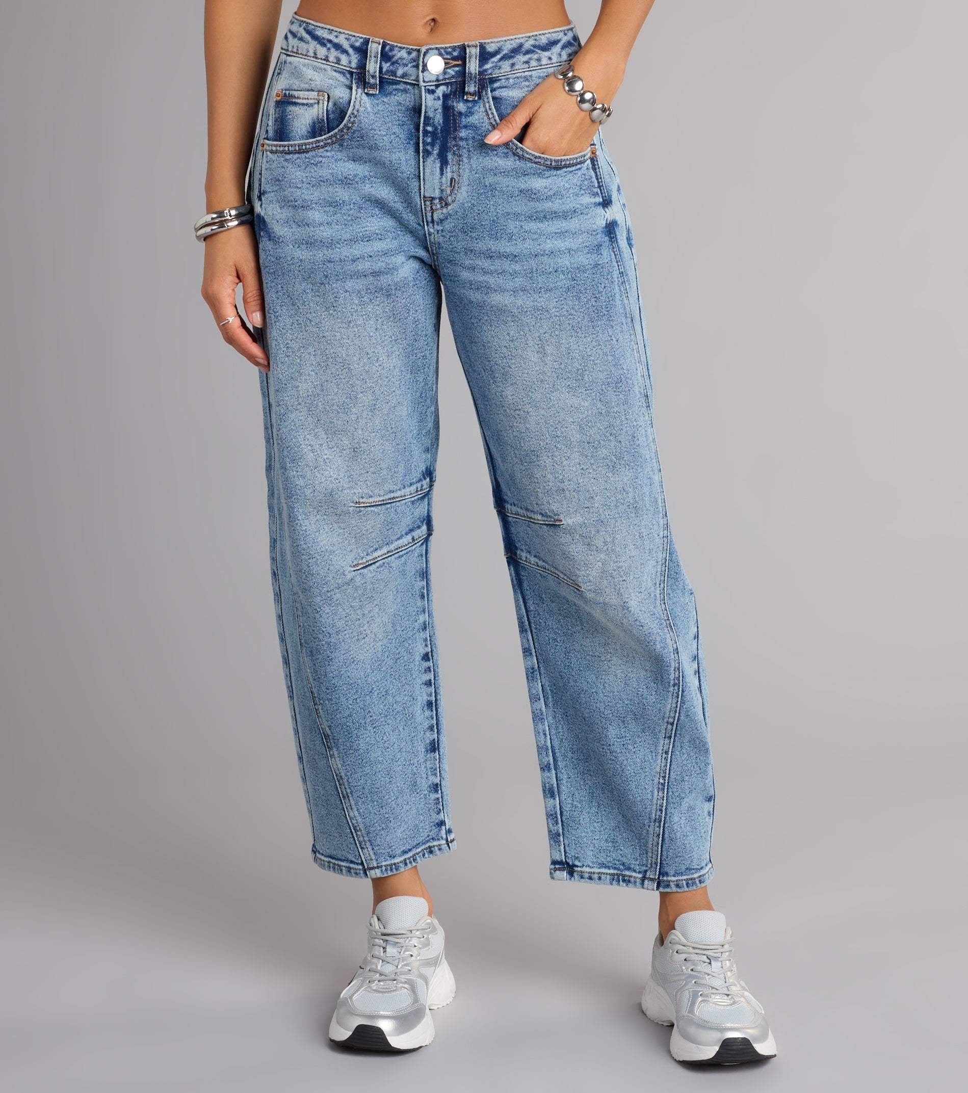 Chill Vibes Mid-Rise Barrel Jeans