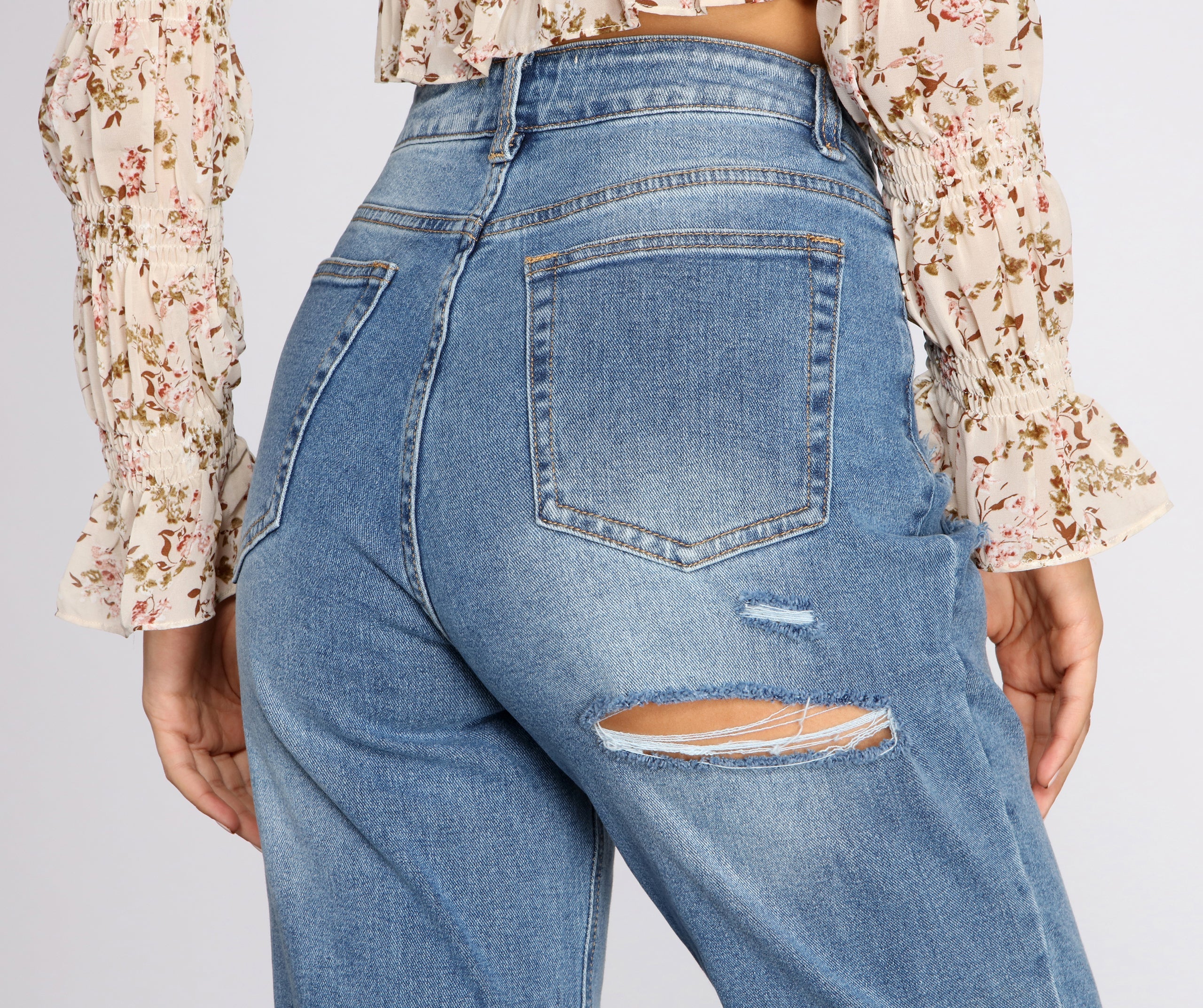 High Rise Destructed Straight Leg Jeans