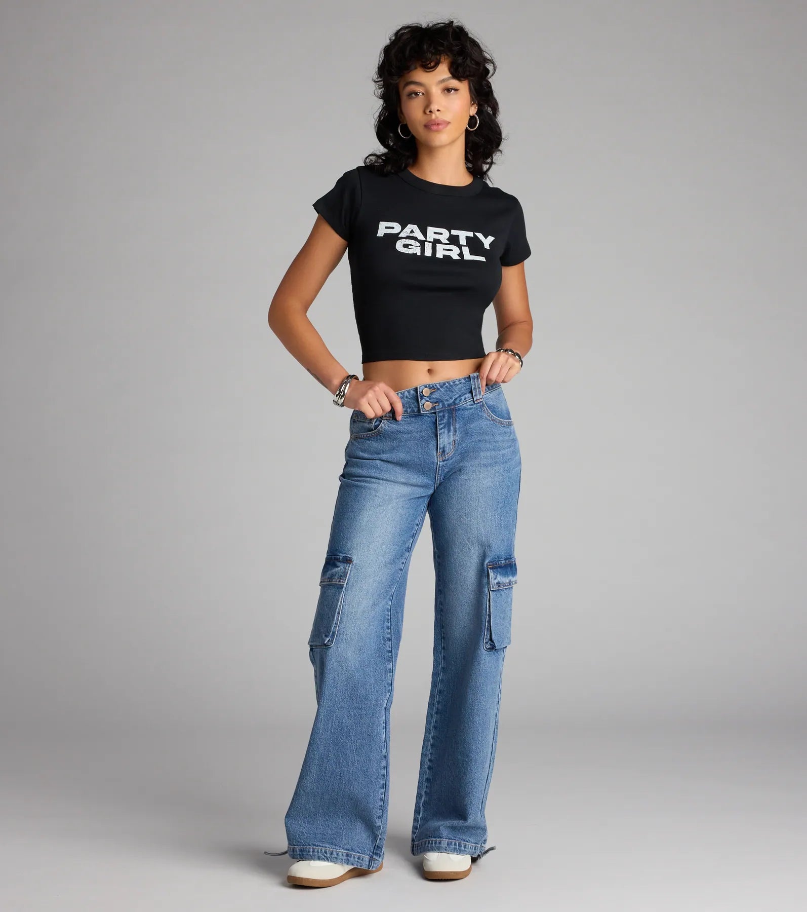 Off Duty Vibes Mid Rise Cargo Jeans