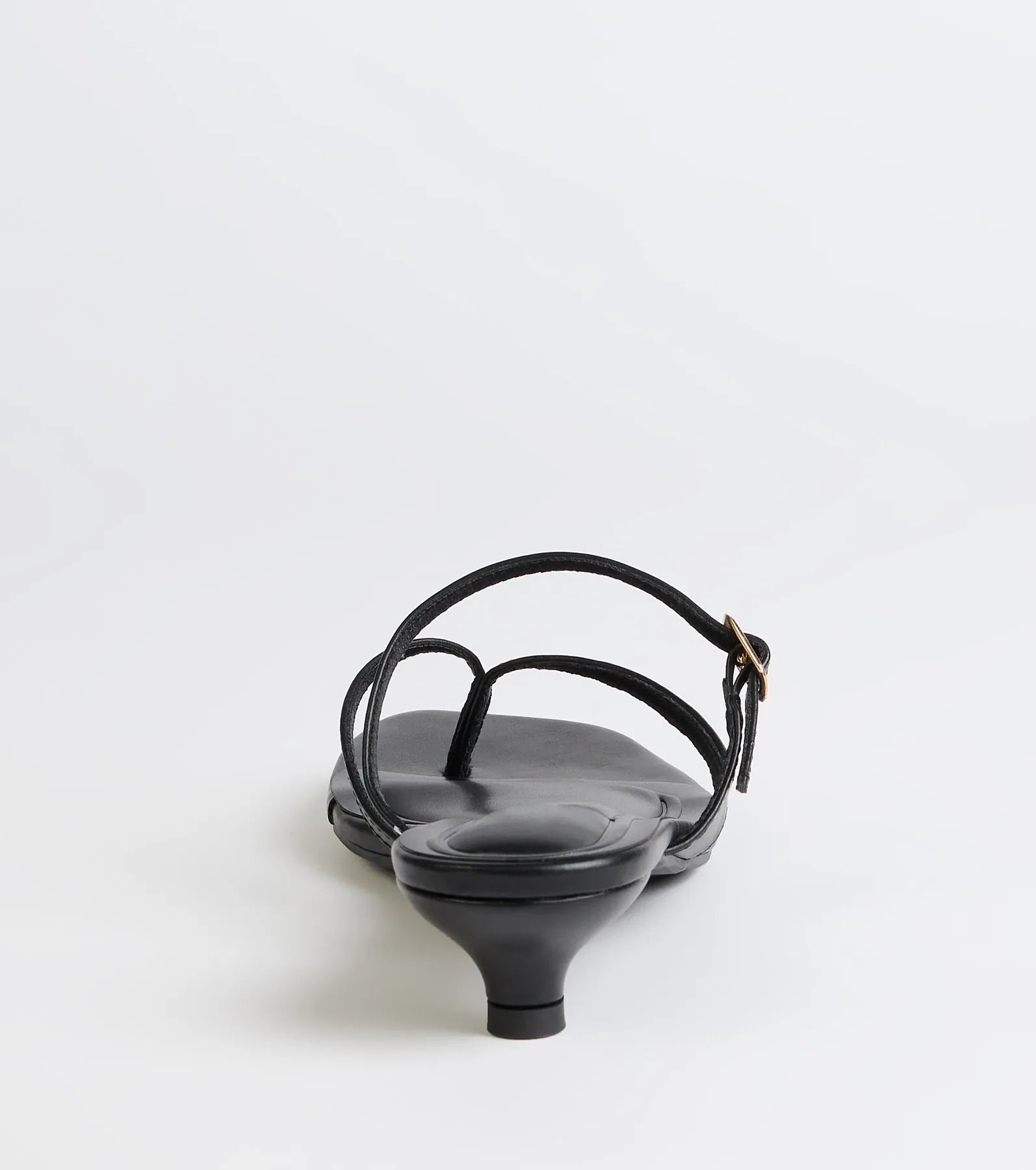 Chic Trend Thong Strap Kitten Heel Mules