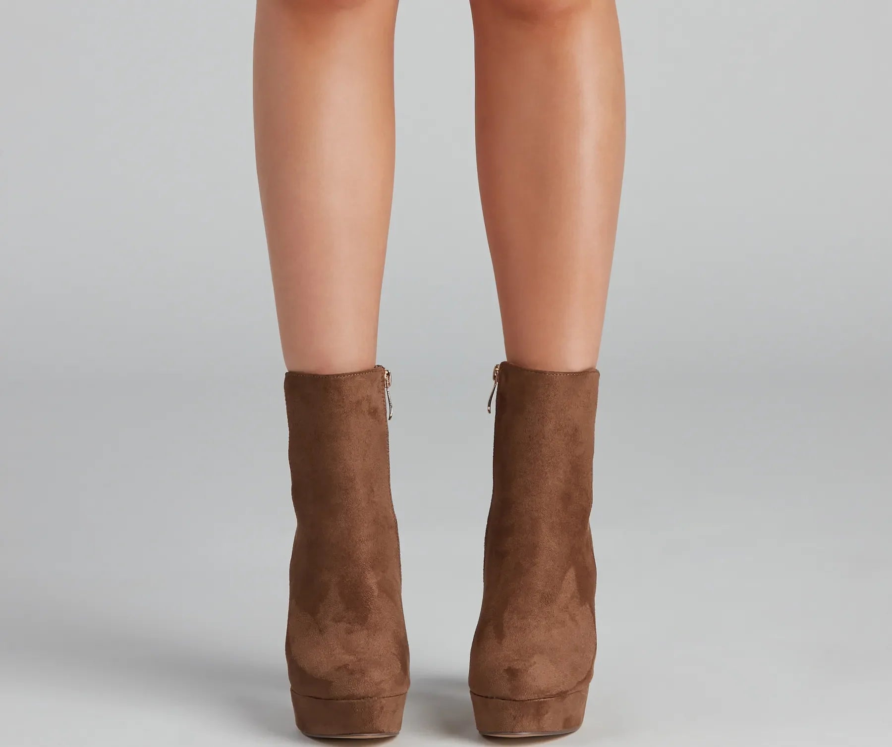 Chic Mood Faux Suede Booties